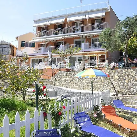 Molos Apartmán *